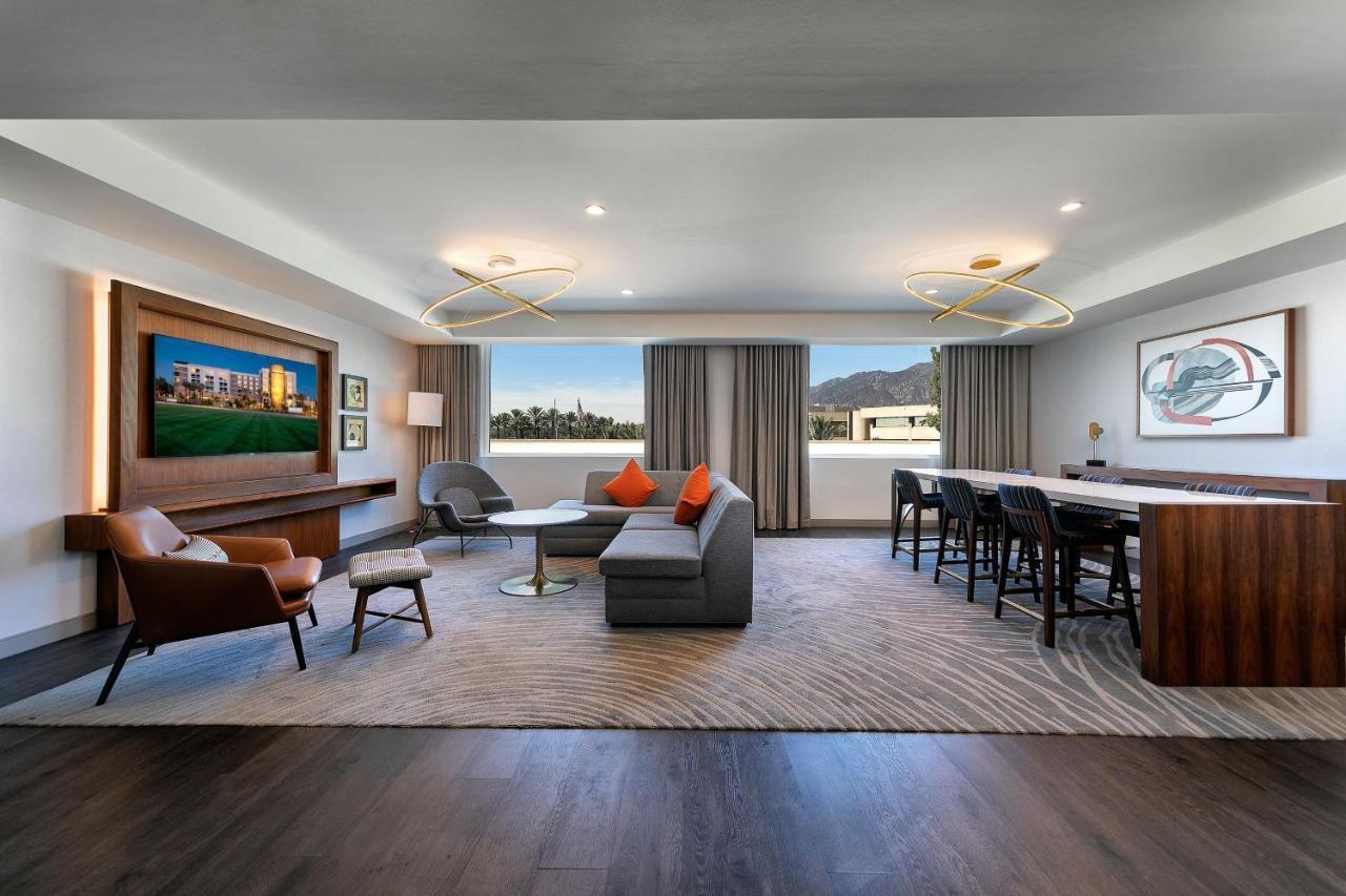 Le Meridien Pasadena 4*