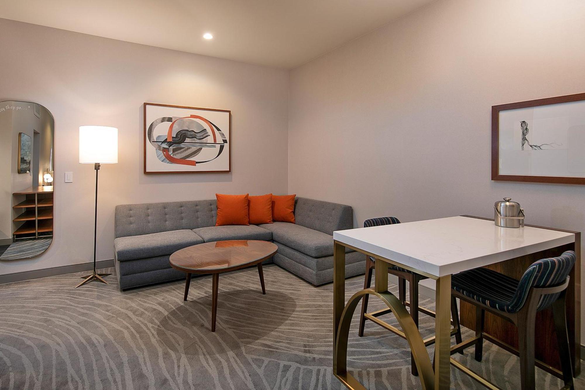 Le Meridien Pasadena 4*
