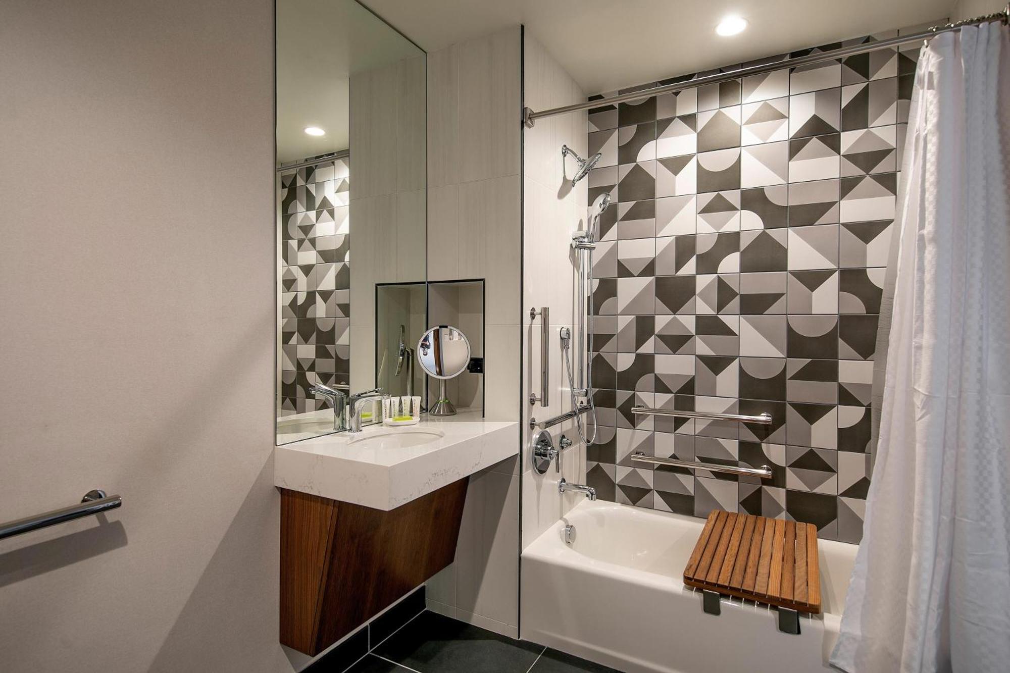 Le Meridien Pasadena