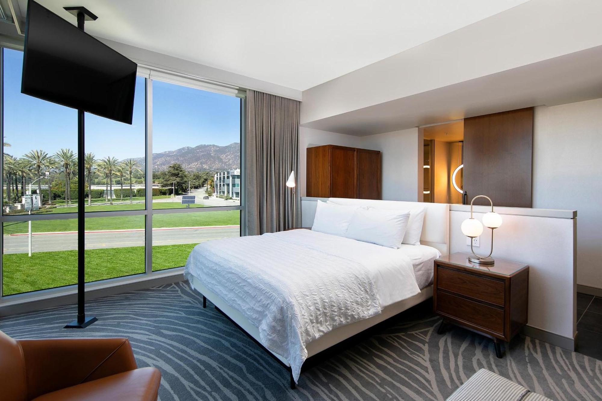 Hotel Le Meridien Pasadena 4*
