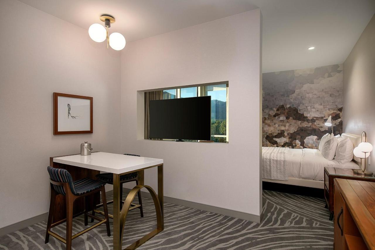 Hotel Le Meridien Pasadena