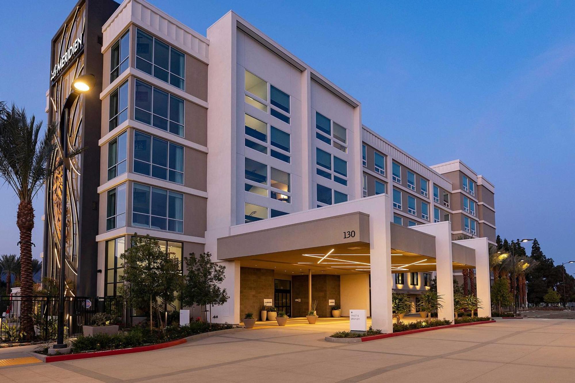 Le Meridien Pasadena Hotel 4*